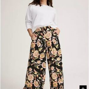 Torrid pull on challis pants